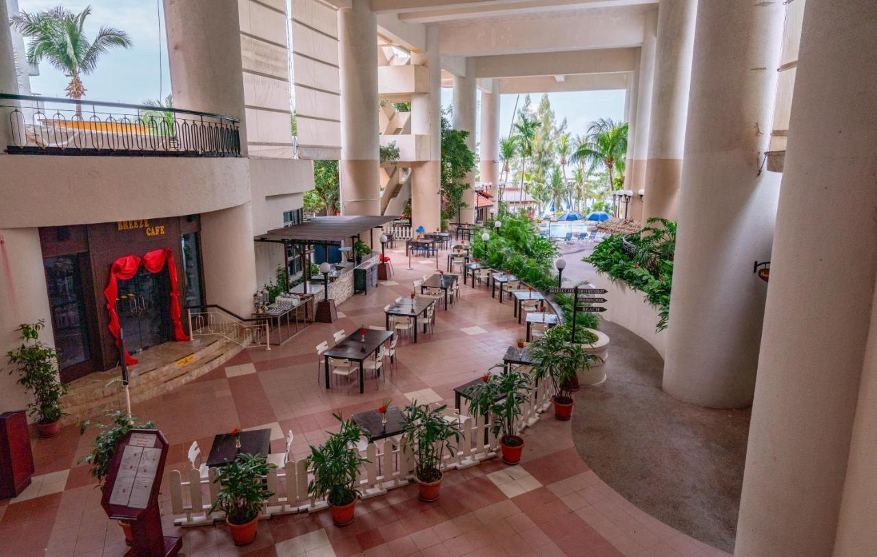Romantic Couple Suite + Beach-Front Balcony Tanjung Bungah  Luaran gambar