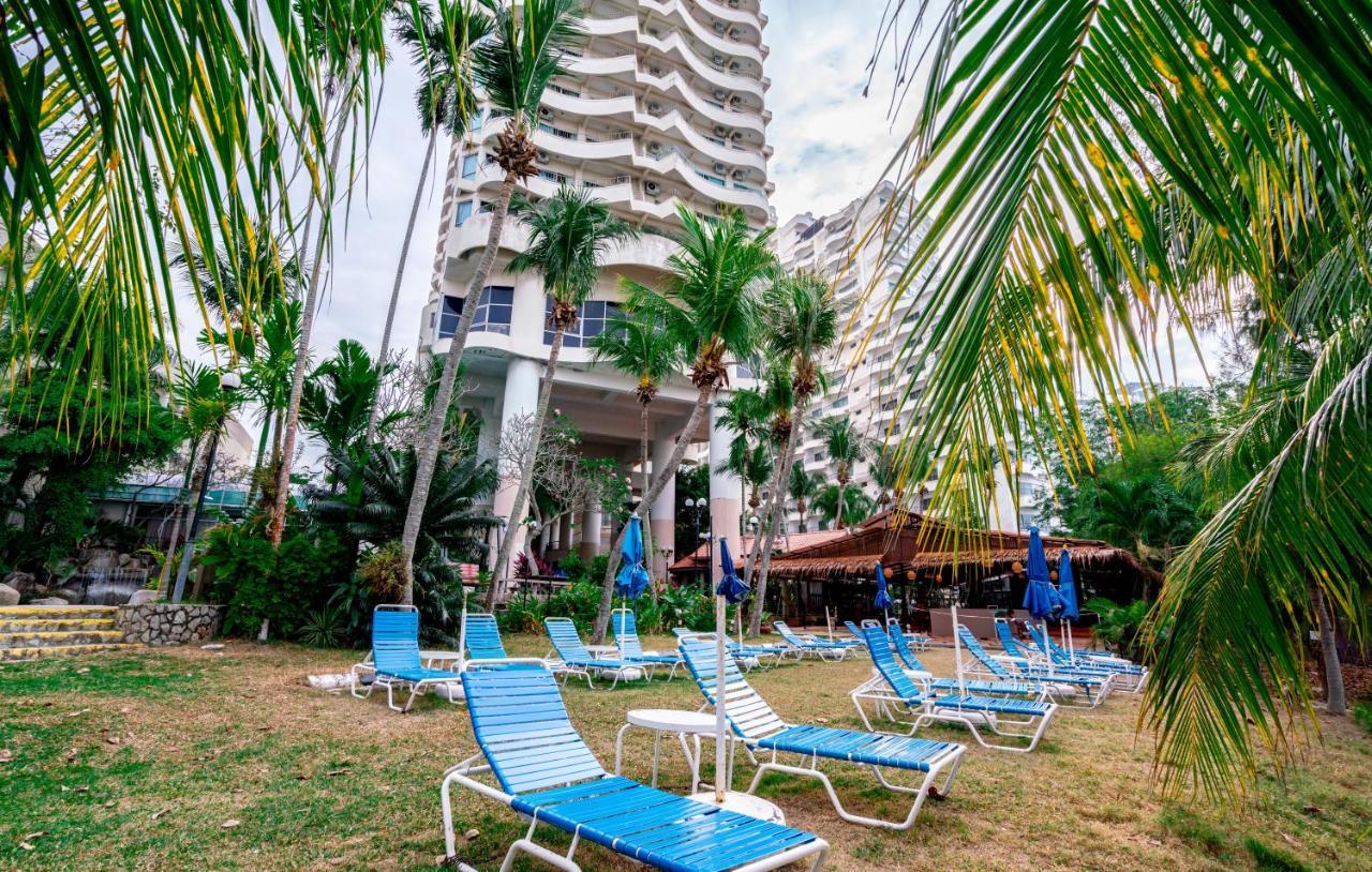 Romantic Couple Suite + Beach-Front Balcony Tanjung Bungah  Luaran gambar